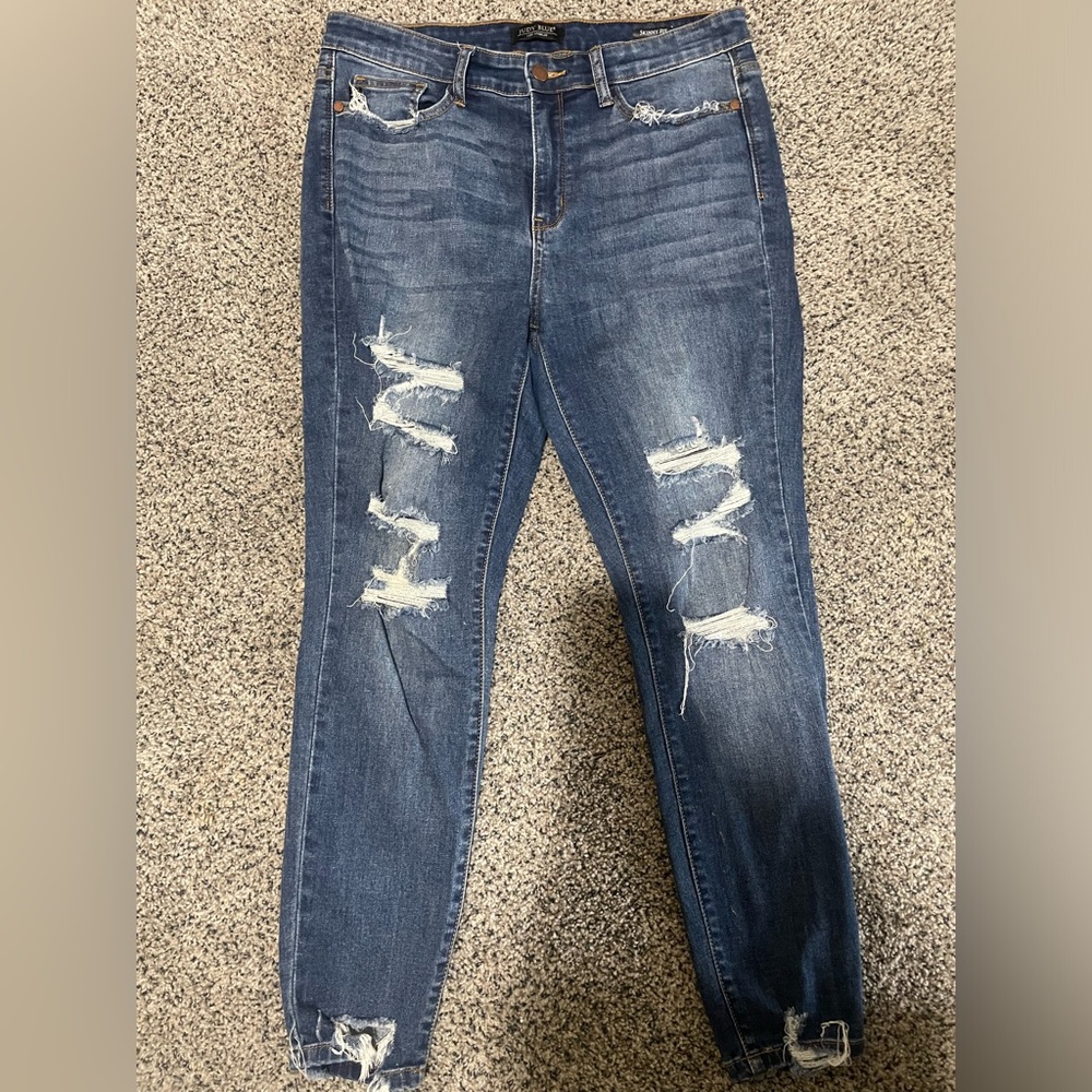 Judy blue ripped jeans